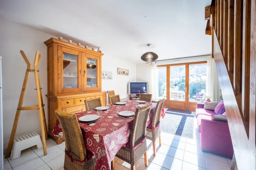 Apartment for 8 people in Genos Close to lake Wifi - Image 1