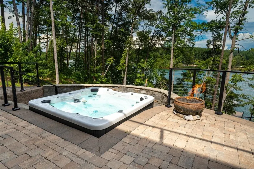 Sunrise Retreat on Lake Keowee with Hot Tub! - Image 1