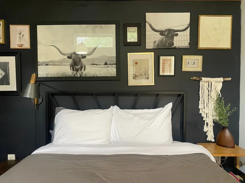 Charming Studio •| Sweet Stay | Near Airport - Image 1