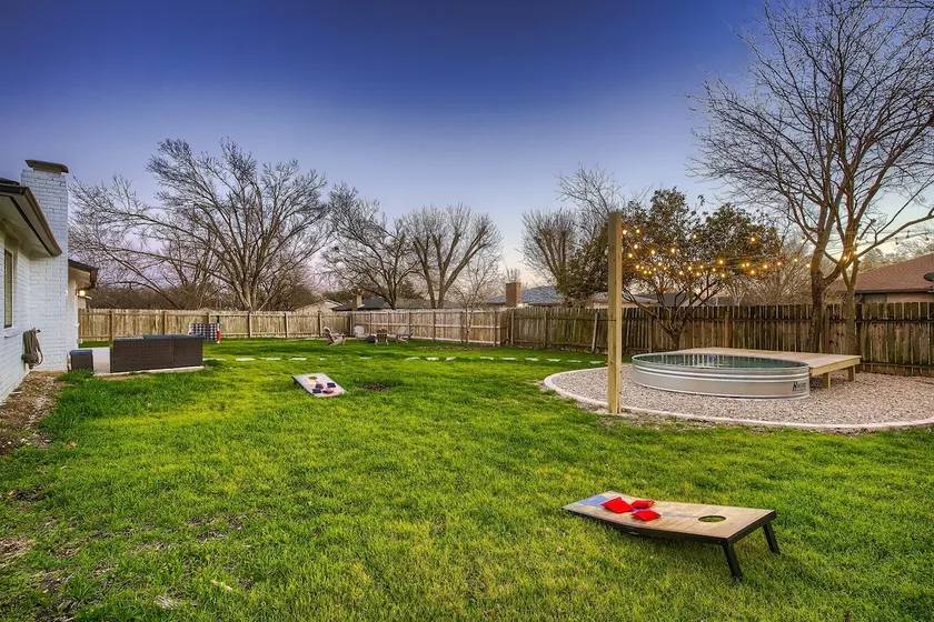 Remodeled Oasis by Kalahari w/ Firepit & Pool - Image 1