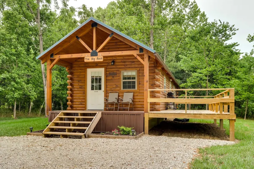Florence Cabin w/ On-Site Creek! - Image 1