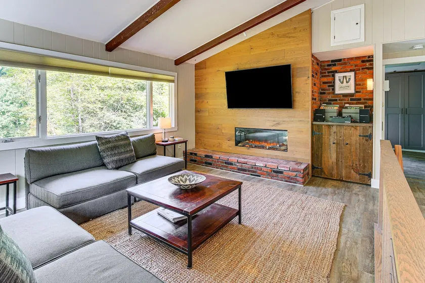 Inviting Vermont Home On Mount Ascutney! - Image 1