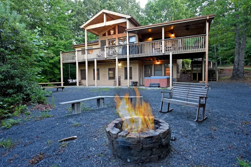 6BR/5BA Retreat • Hot Tub • Game Room • Casita - Image 1