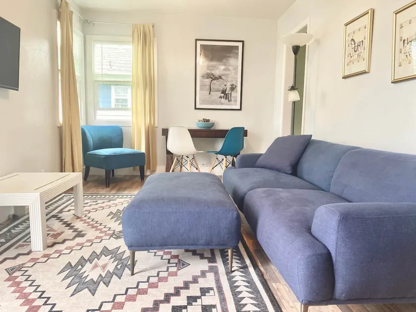 Sunny Downtown Arcata Apartment - Image 1