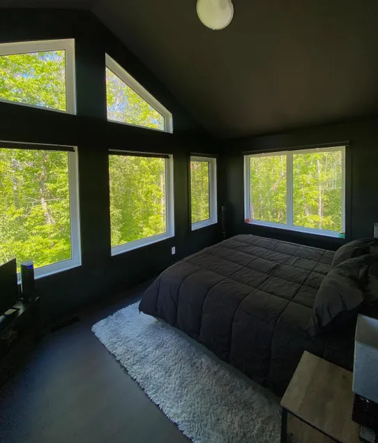 Romantic Getaway, Tiny High-Rise Cabin - Image 1