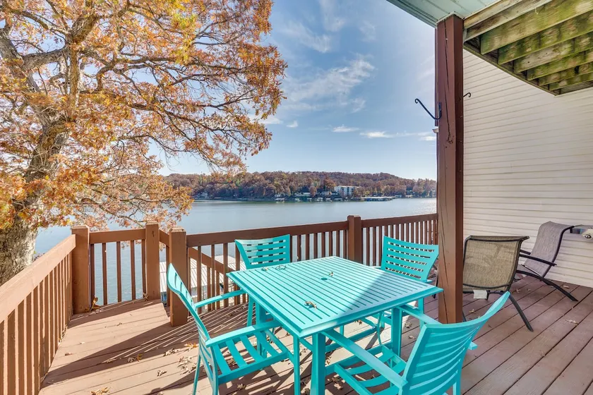 Lake of the Ozarks Vacation Rental: Boat Dock/Slip - Image 1
