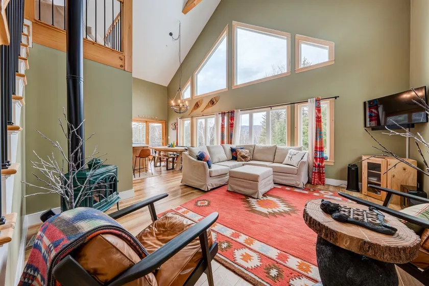 5BR Retreat w/ Hot Tub - Sleeps 12 in Stratton - Image 1