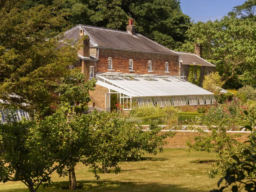 The Greenhouse Apartment, Walmer Castle & Gardens - Image 1