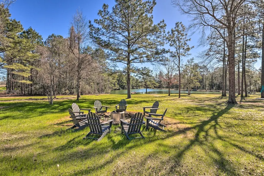 'Green Acres' Home w/ Fire Pit + Fishing Pond - Image 1