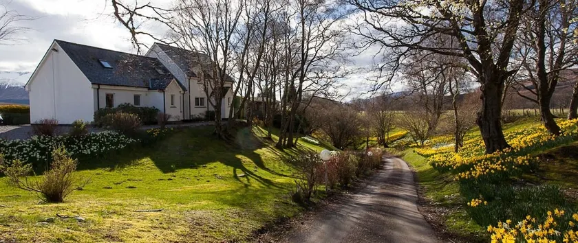 Buzzard’s Nest Cottage - Image 1