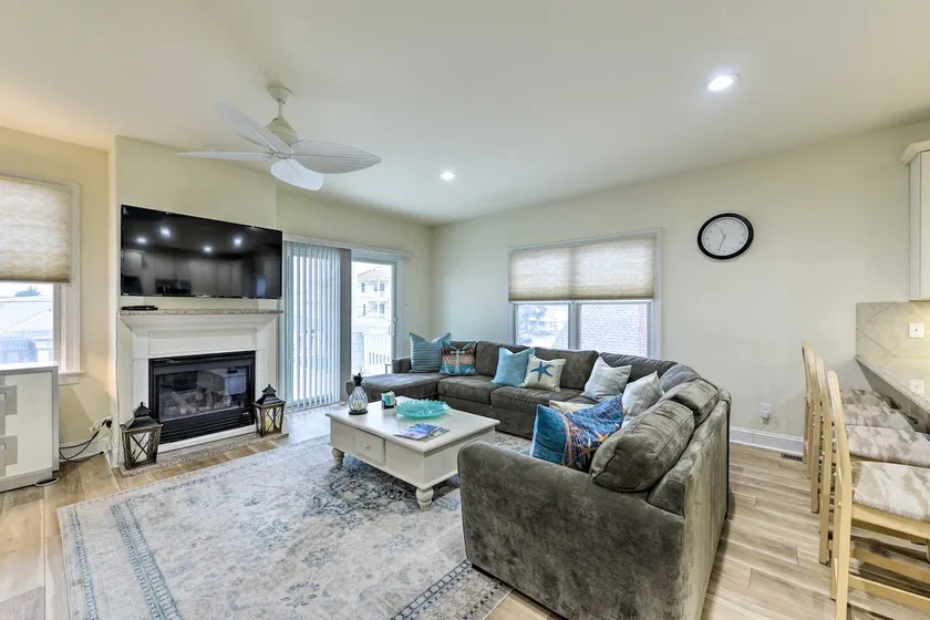 Sunny Brigantine Townhome: Walk to Beach - Image 1
