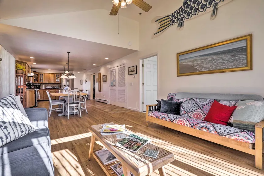 Westerly Vacation Home: Town Beach Access - Image 1
