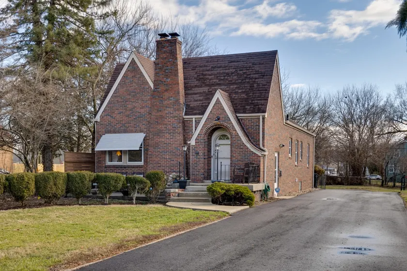 Idyllic Home Near Indianapolis Motor Speedway - Image 1