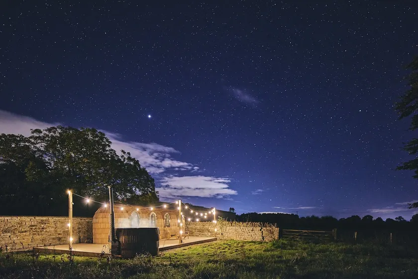 Romantic Igluhut retreat - digital detox - hot tub - Image 1