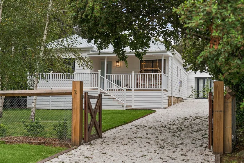 Bryony Cottage Berrima - Image 1