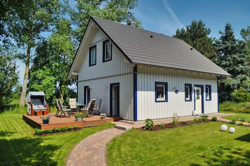 Haus Sternschnuppe - comfortable house with fireplace, sauna, garden, terrace - - Image 1