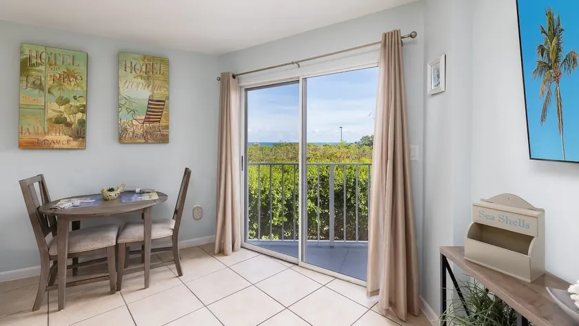 Reel Key Largo Escape Ocean Pointe 5209 - Image 1