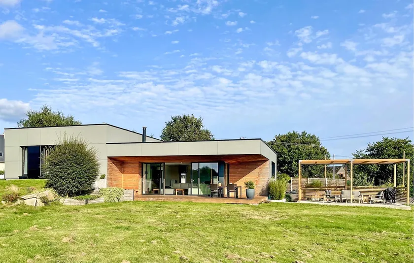 3 Bedroom Awesome Home In Plélan-Le-Petit - Image 1