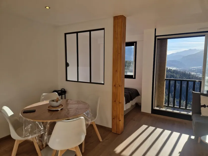 Rare pearl with an incredible view of all Briançon - Image 1