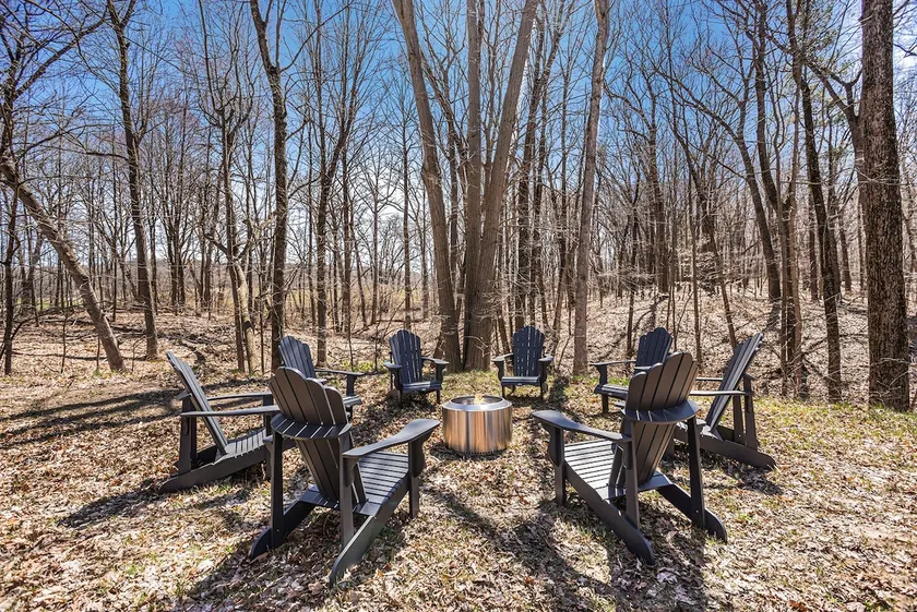 40 Acres | Hot Tub, Trails & Game Room - Image 1