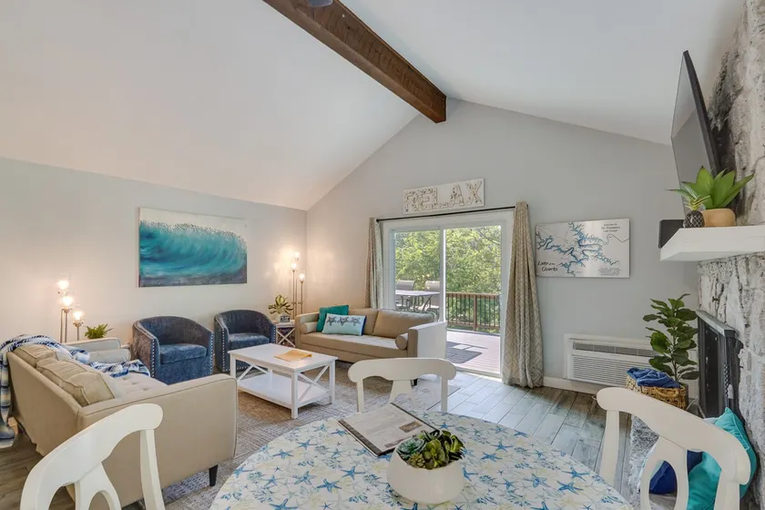 Margaritaville Osage Beach Home w/ Lake Views! - Image 1