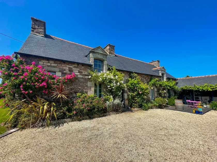 Charming cottage - Image 1