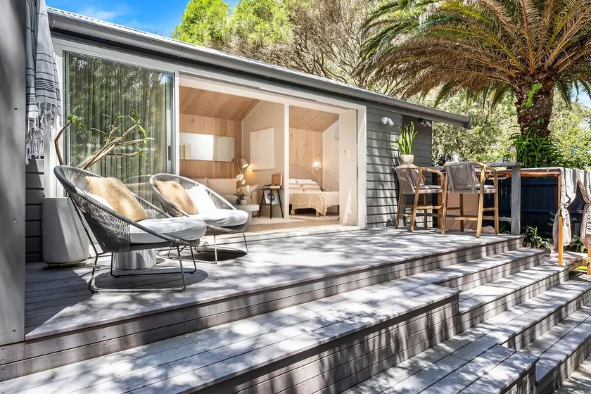 Akora Cabin at Hyams Beach - Image 1