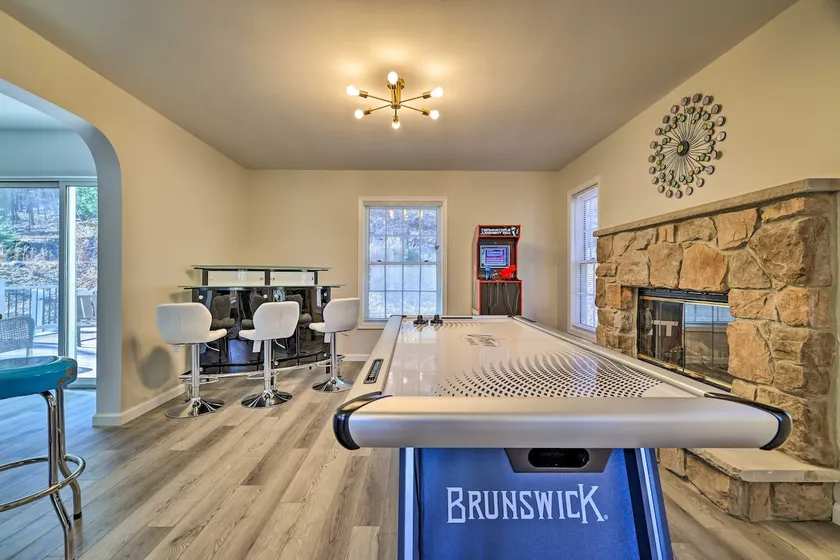 Movie Room, Hot Tub: Pocono Vacation Rental! - Image 1