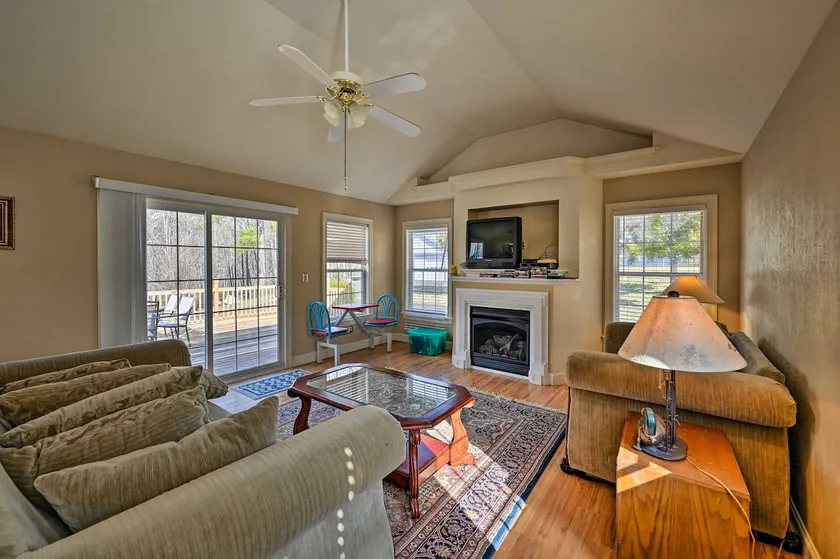 Serene Blue Ridge Getaway in Galax w/ Yard! - Image 1