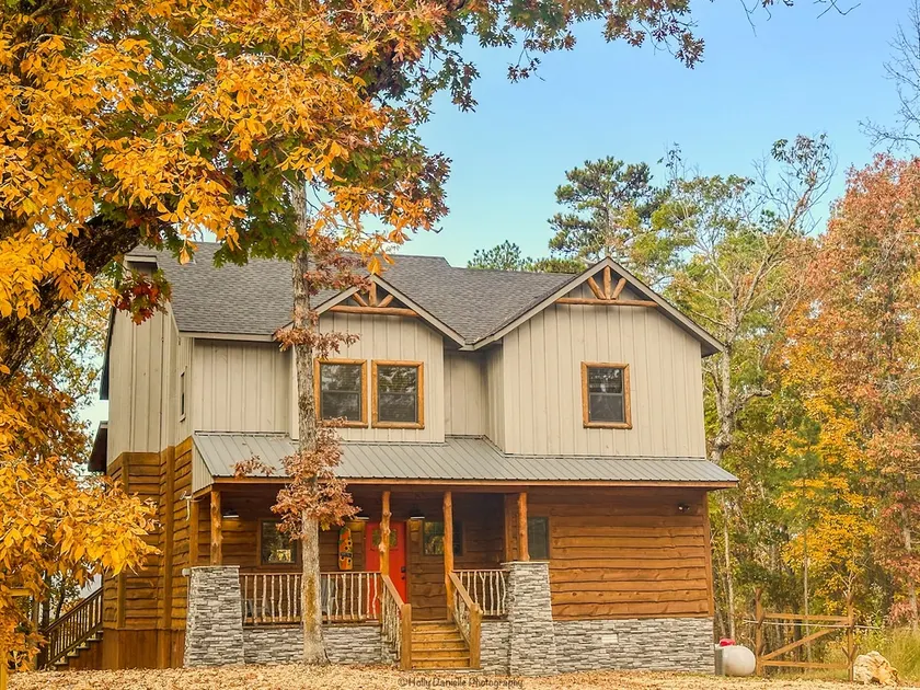 3 BR Luxury Cabin & Hot Tub near Buffalo River! - Image 1