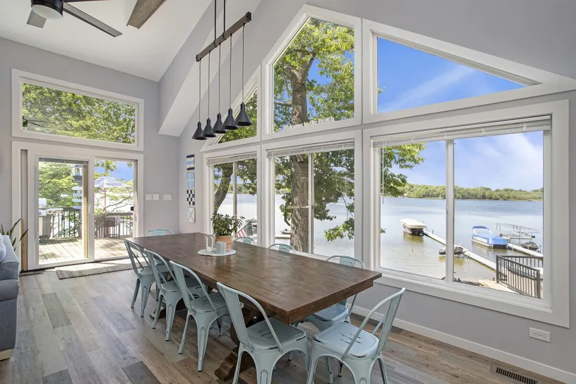 Beach Lake House | Sleeps 20 | Deck + Bar + Views - Image 1