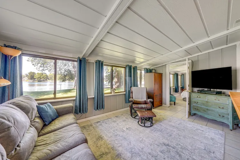 Riverfront Dixon, Illinois, Vacation Rental! - Image 1