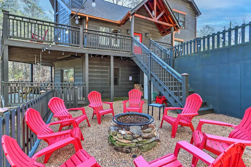 Resort-Style Home w/ Hot Tub in Ellijay - Image 1