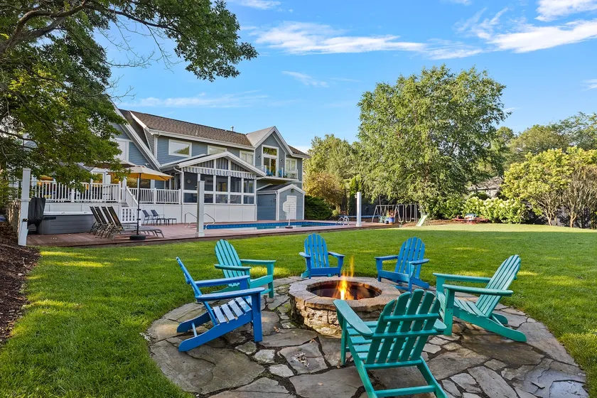 Pet-Friendly Home - Hot Tub,Pool,Firepit,Kids Area - Image 1