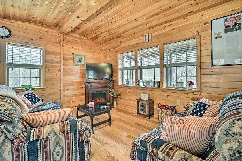 Cozy Cabin in Parsons: Hike, Fish & Explore! - Image 1