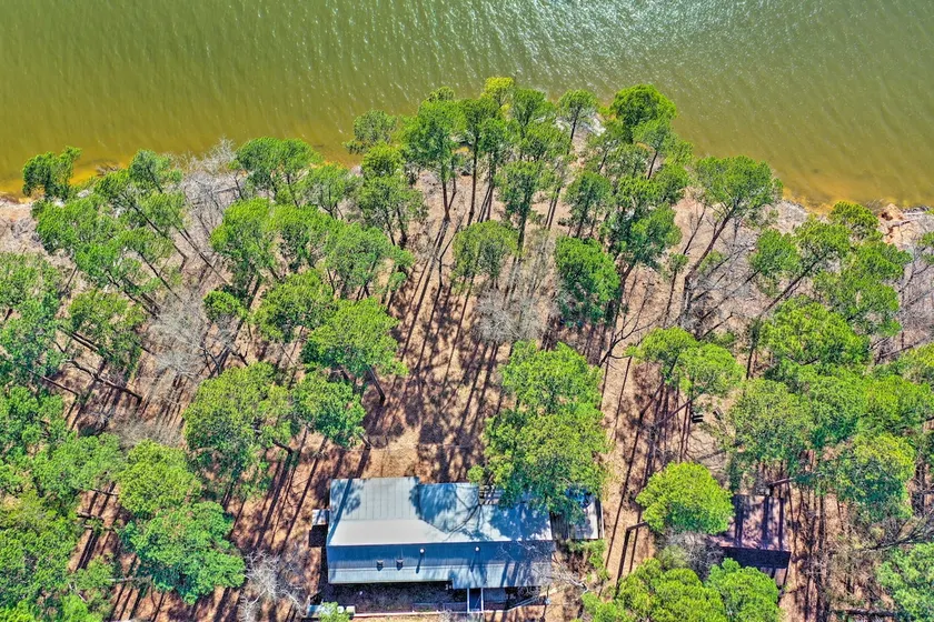 Secluded Avinger Home w/ Lake Access! - Image 1