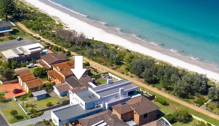 Bella Blu Beach House - Image 1