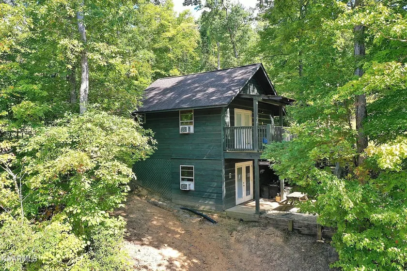 Treestand Cabin at Gap Creek Cabins - Image 1