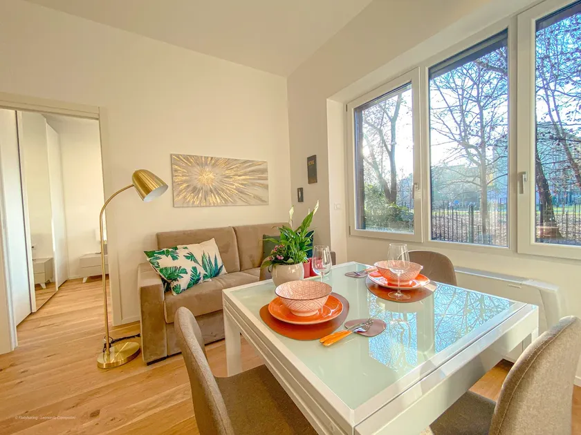 Banfi Suite - park view - Image 1