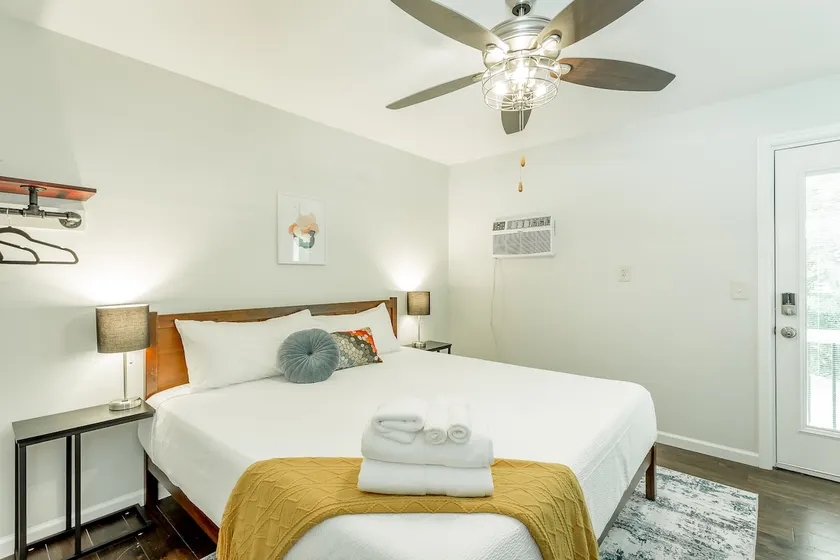 14 The Nelson Room - A PMI Scenic City Vacation Rental - Image 1