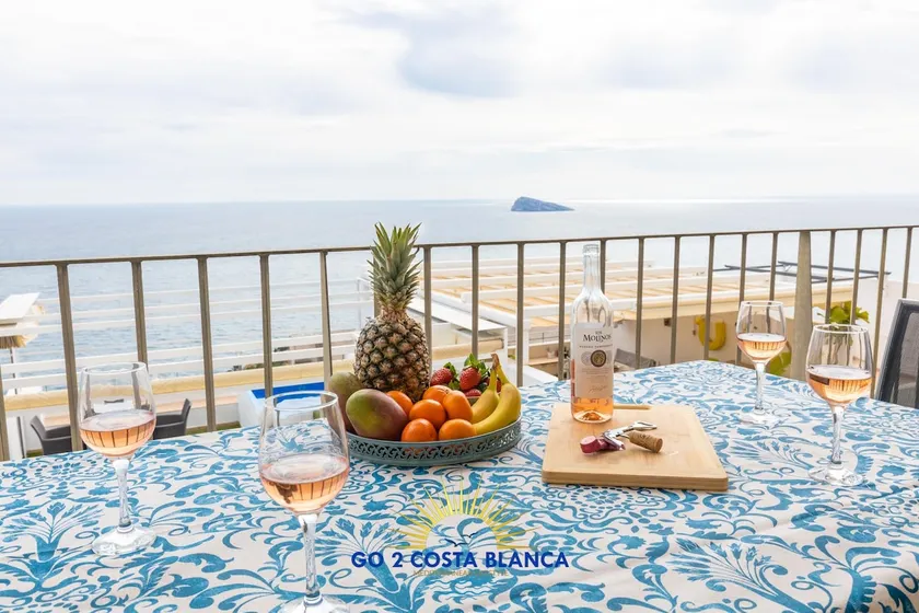 Zoé’s Seaview Home - Image 1