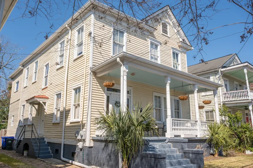 The Davis - Beautiful Classic Charleston Home! - Image 1