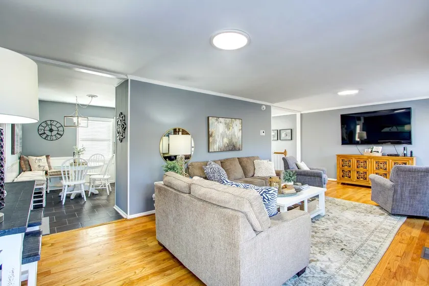 Waterfront Florence Home w/ Private Dock! - Image 1