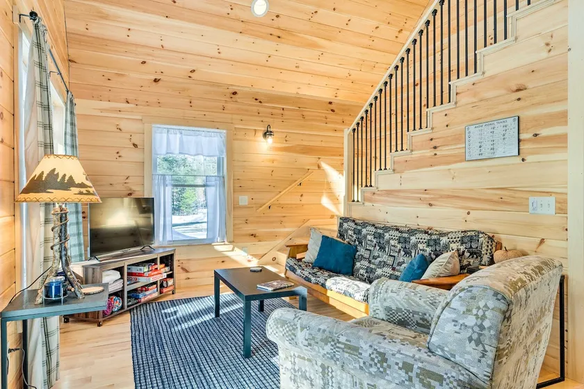 Maine Cabin Rental on Rangeley Lake! - Image 1