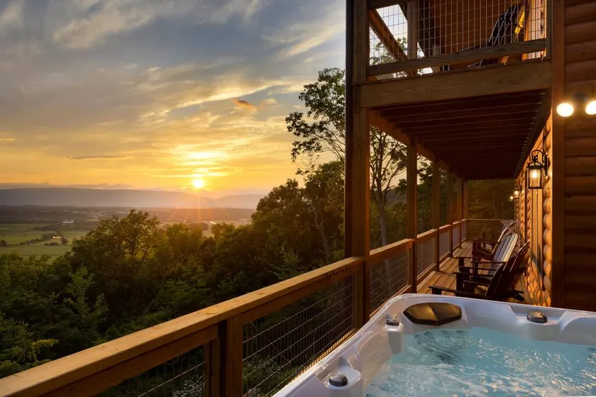 New, 5BD/4BA | hot tub, arcade, pool table, views - Image 1