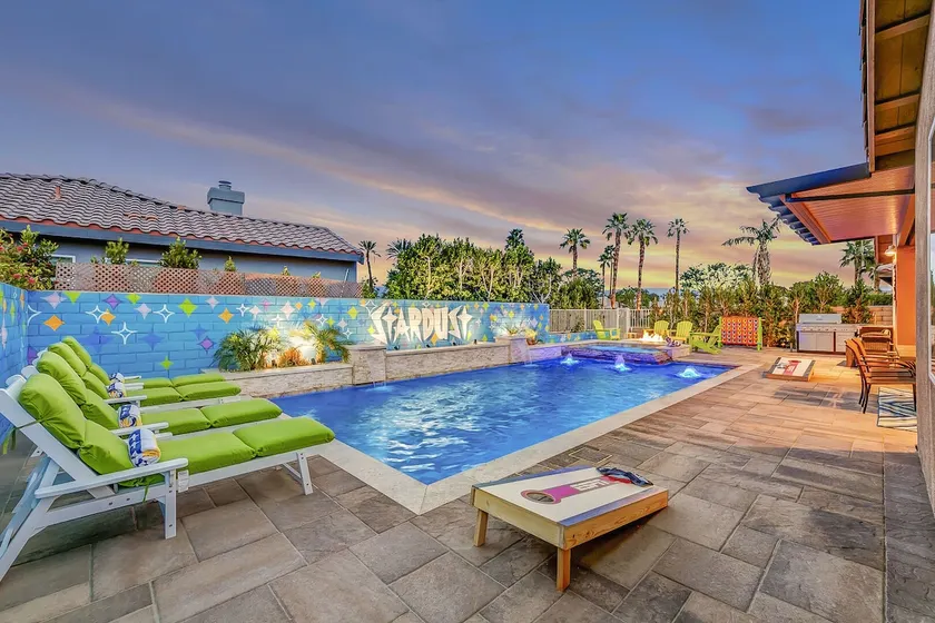 Stardust: Pool, Spa, FirePit, BBQ, EV Charger! - Image 1