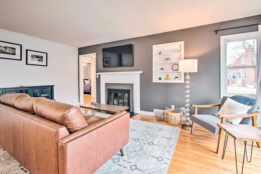 Pet-friendly Uptown Normal Home: Steps to ISU - Image 1