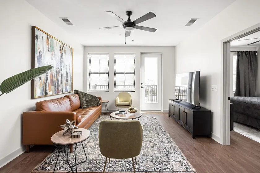 New Downtown Apartment - Next to Motor Speedway - Image 1
