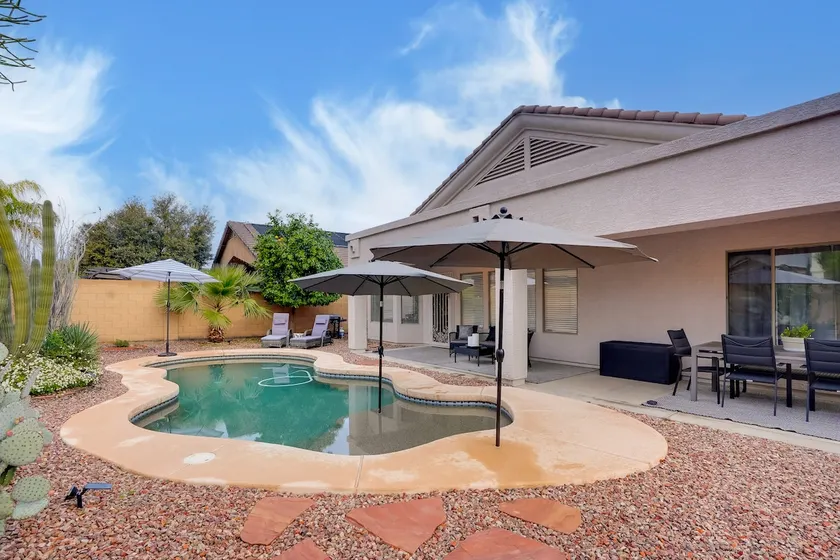 Pool, Fenced Yard: El Mirage 'Sunshine House' - Image 1