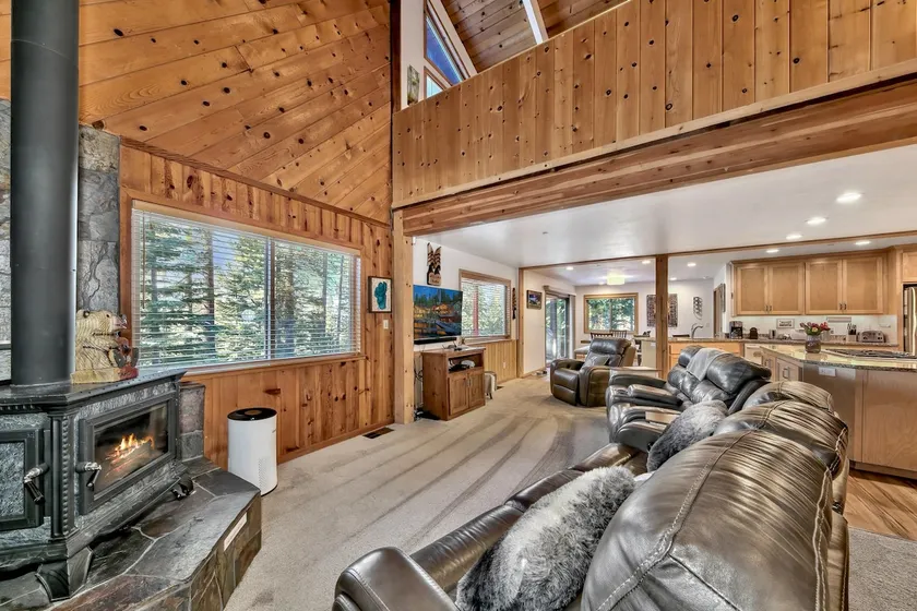 Hekpa Luxury 4BR/4BA-Sauna-, Pool Table - Image 1